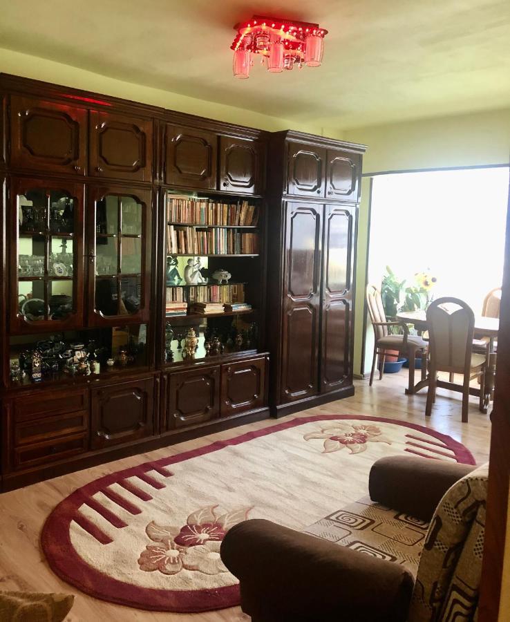La Symo Apartament Straja Lupeni Lupeni  ภายนอก รูปภาพ